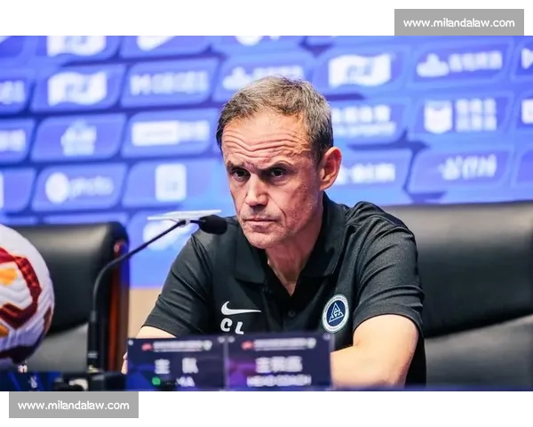 拉坦齐奥战术破解斯卢茨基，新鹏城针对性打法显成效