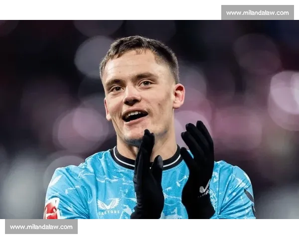 曼城夏窗锁定右后卫 + 边锋双目标 谢尔基加盟后仍寻边路快马