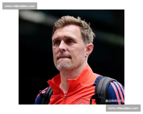 红魔传奇回归！弗莱彻执掌曼联 U18 开启青训新篇章