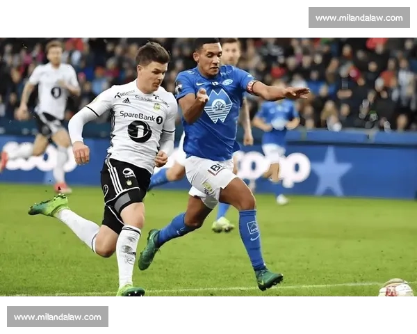 沙尔克 04 锁定 22 岁中场新星 埃尔 - 法乌齐加盟至 2029 年 沙尔克 04 锁定 22 岁中场新星 埃尔 - 法乌齐加盟至 2029 年